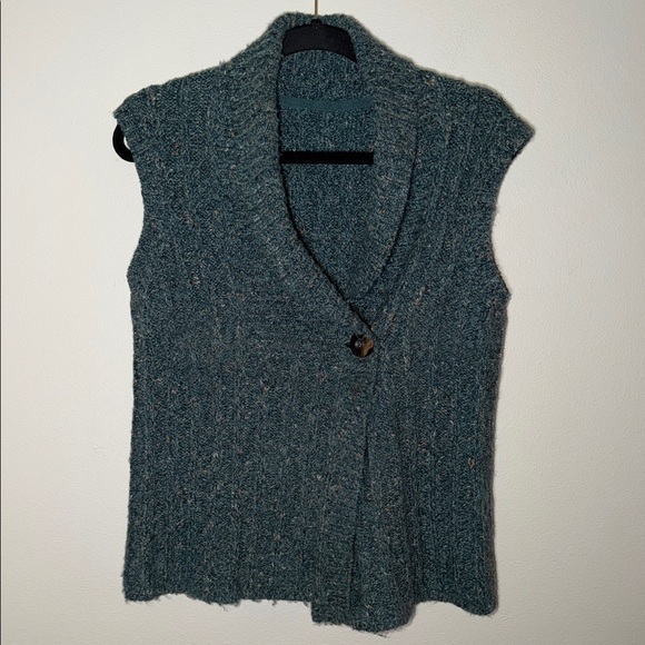 Vintage Sweaters - Vintage Knit Chunky Short Sleeve Button Sweater Top